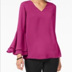 Beautiful bell sleeve blouse